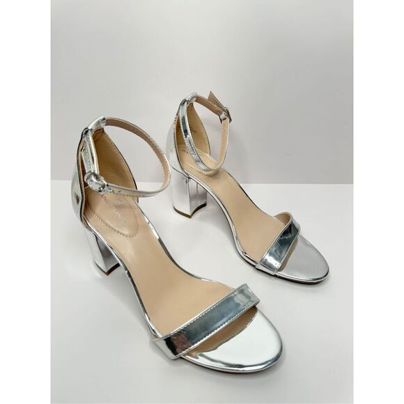 Bandolino Sandals Womens Size 9 Silver Open Toe Ankle Strap Block Dress Heels - Picture 2 of 10